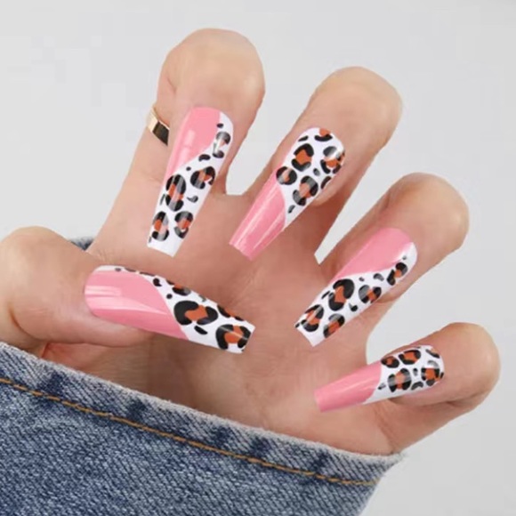 Pink leopard print press on nails - Picture 1 of 5